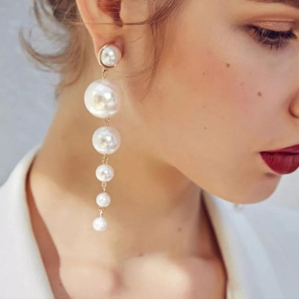 Clip On Lightweight Pearly Earrings